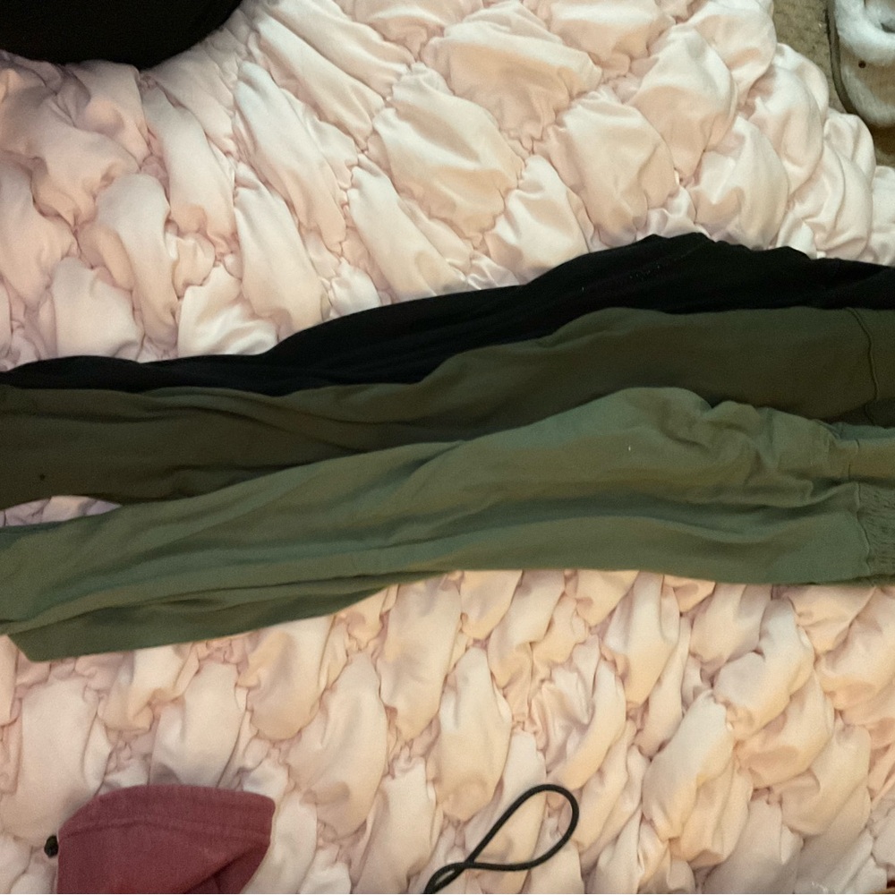 4 pairs of aerie offline “real me” leggings